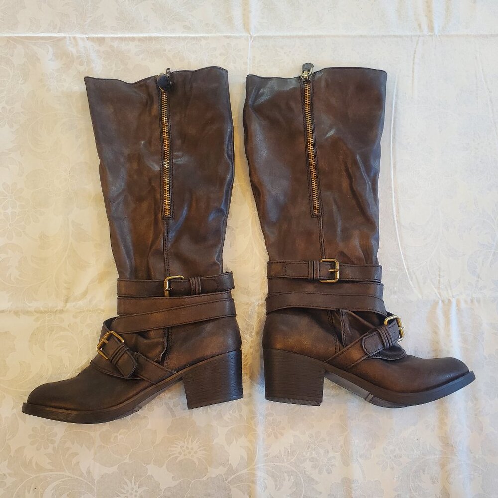 Rampage Women's Sibir Zipper Strappy Buckle Knee-High Riding Boot Brown